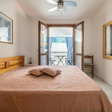 Beta 24 Holiday home *